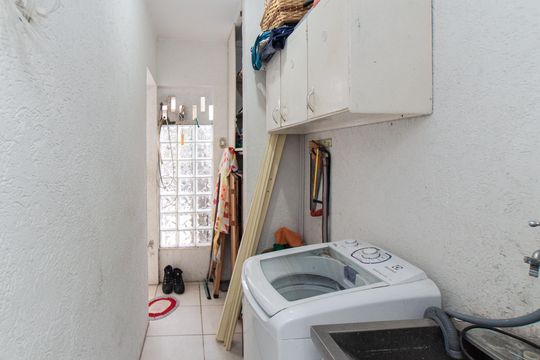 Área de Serviço de casa à venda com 3 quartos, 162m² em Vila Albertina, São Paulo