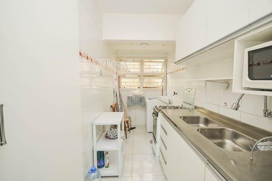 Cozinha de apartamento para alugar com 1 quarto, 43m² em Partenon, Porto Alegre