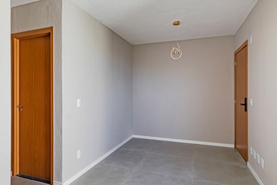 Sala de apartamento à venda com 2 quartos, 40m² em Restinga, Porto Alegre
