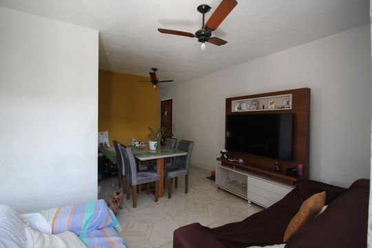 Sala de apartamento à venda com 2 quartos, 70m² em Taquara, Rio de Janeiro