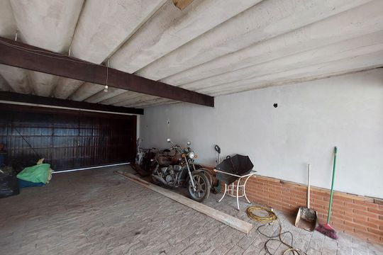 Garagem de casa à venda com 4 quartos, 1186m² em Interlagos, São Paulo