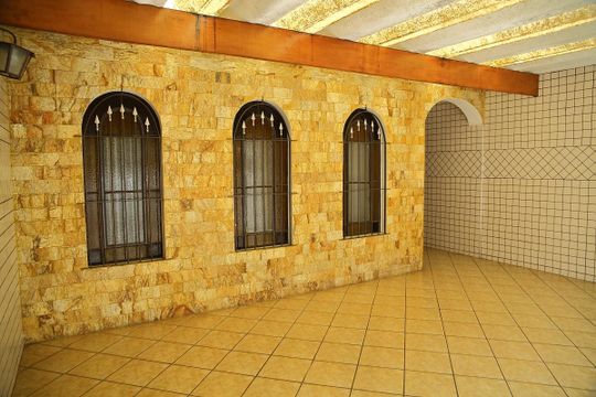 Garagem de casa à venda com 3 quartos, 125m² em Jardim Montreal, São Bernardo do Campo