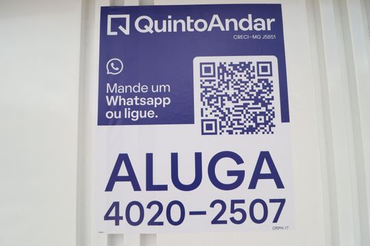 Plaquinha de casa para alugar com 3 quartos, 166m² em Jardim Patricia, Uberlândia