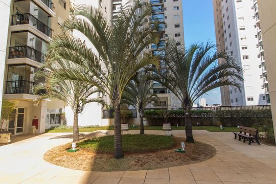 Área comum de apartamento à venda com 3 quartos, 87m² em Jardim Tupanci, Barueri