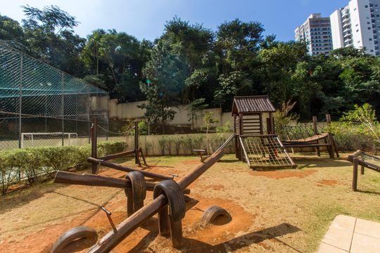 Quadra Esportiva de apartamento à venda com 3 quartos, 87m² em Jardim Tupanci, Barueri