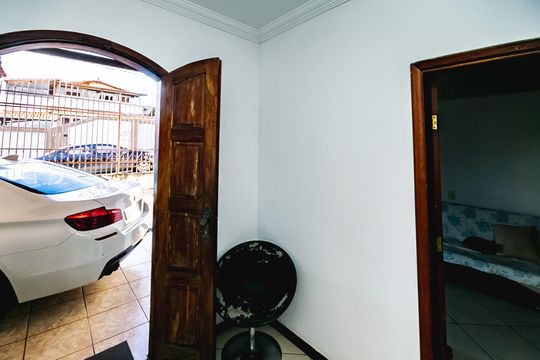 Casa à venda com 5 quartos, 360m² em Canaa, Belo Horizonte