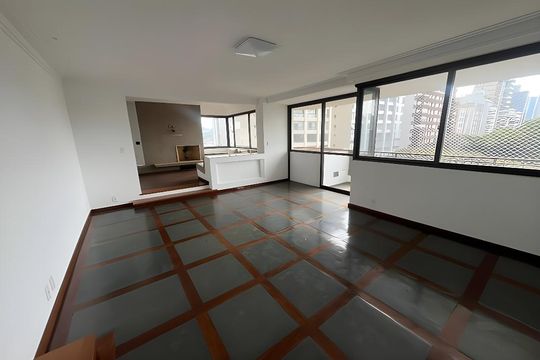 Apartamento para alugar com 4 quartos, 250m² em Cambuci, São Paulo
