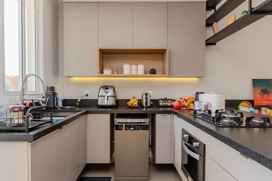 Cozinha de casa à venda com 3 quartos, 110m² em Hípica, Porto Alegre