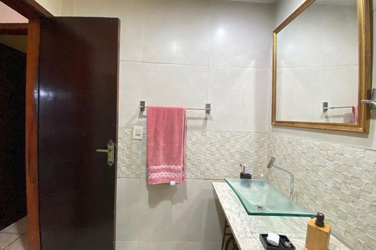 Casa à venda com 4 quartos, 180m² em Piedade, Rio de Janeiro