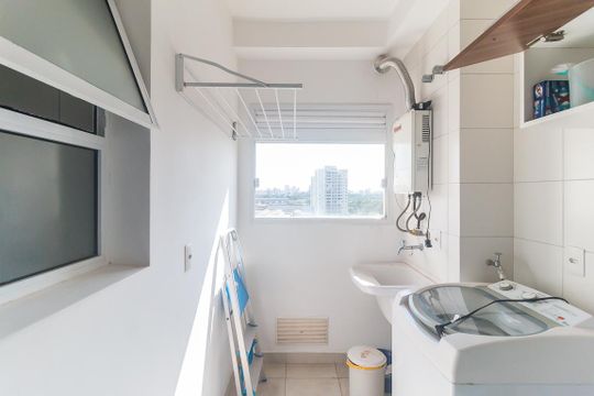 Área de Serviço de apartamento para alugar com 2 quartos, 67m² em Cezar de Souza, Mogi das Cruzes