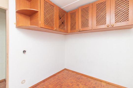 Quarto 2 de apartamento à venda com 3 quartos, 70m² em Vila Nova, Porto Alegre