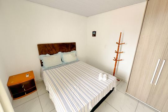 Quarto  de apartamento para alugar com 2 quartos, 150m² em Ingleses Norte, Florianópolis