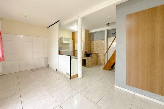Sala 1 de casa para alugar com 4 quartos, 221m² em Ingleses do Rio Vermelho, Florianópolis
