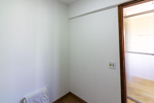 Quarto de Serviço de apartamento à venda com 2 quartos, 85m² em Santo Amaro, São Paulo