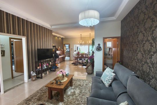 Casa de Condomínio para alugar com 3 quartos, 267m² em Nova Uberlândia, Uberlândia