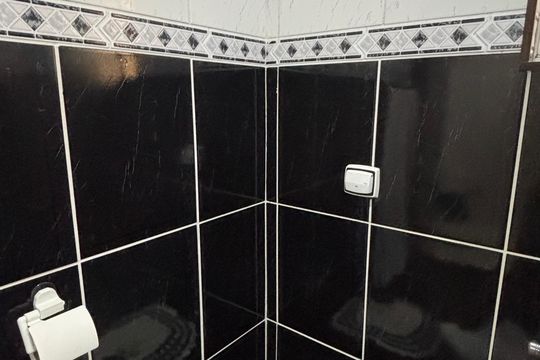 Banheiro de casa à venda com 3 quartos, 106m² em Condomínio Maracanã, Santo André