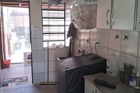 Cozinha de casa à venda com 3 quartos, 125m² em Rubem Berta, Porto Alegre