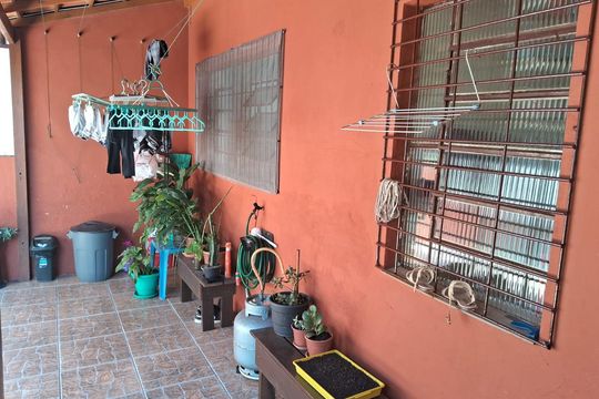 Área externa de casa à venda com 3 quartos, 125m² em Rubem Berta, Porto Alegre