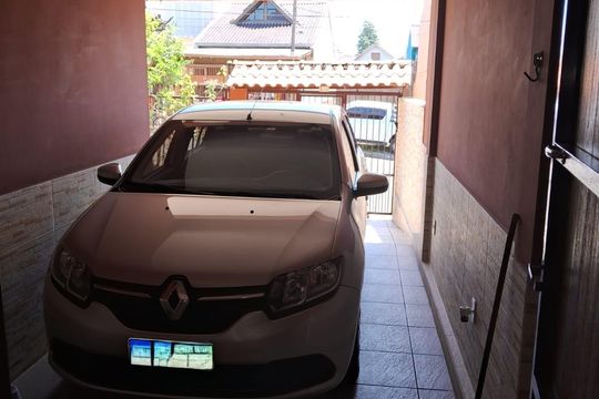 Garagem de casa à venda com 3 quartos, 125m² em Rubem Berta, Porto Alegre