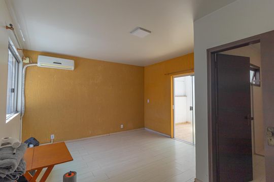 Suíte 1 de casa para alugar com 4 quartos, 158m² em Centro, Canoas