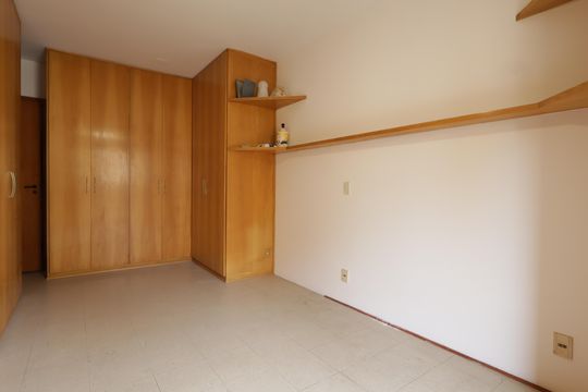 Suíte 1 de apartamento à venda com 4 quartos, 212m² em Jardim Vitoria Regia, São Paulo