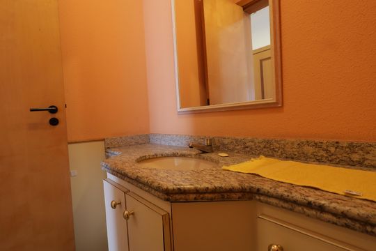 Lavabo de apartamento à venda com 4 quartos, 212m² em Jardim Vitoria Regia, São Paulo