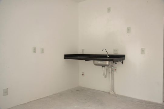 Cozinha de kitnet/studio à venda com 1 quarto, 29m² em Vila da Saúde, São Paulo