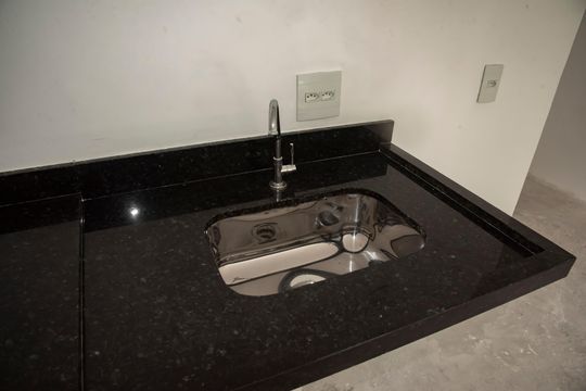 Cozinha de kitnet/studio à venda com 1 quarto, 29m² em Vila da Saúde, São Paulo