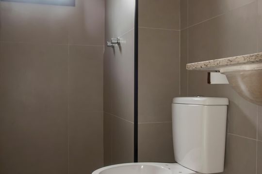 Banheiro de kitnet/studio à venda com 1 quarto, 30m² em Vila da Saúde, São Paulo