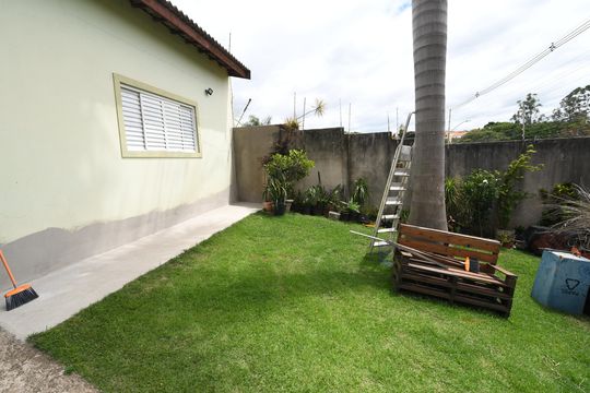 Jardim de casa à venda com 2 quartos, 110m² em Parque São Quirino, Campinas