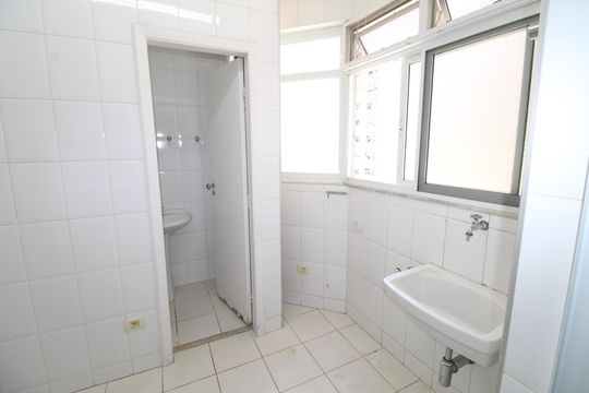 Área de Serviço de apartamento para alugar com 3 quartos, 107m² em Parque Residencial Aquarius, São José dos Campos