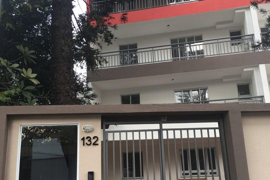 Fachada de kitnet/studio para alugar com 1 quarto, 25m² em Vila Ema, São Paulo