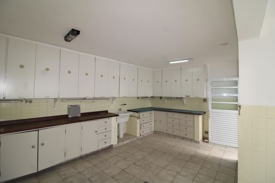 Área de Serviço de casa para alugar com 3 quartos, 360m² em Jardim Franca, São Paulo