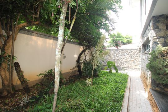 Quintal de casa para alugar com 3 quartos, 360m² em Jardim Franca, São Paulo