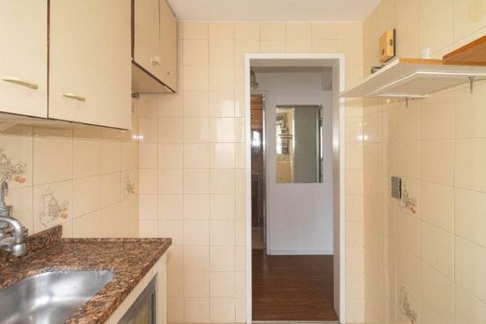 Cozinha  de apartamento à venda com 1 quarto, 30m² em Centro Histórico, Porto Alegre