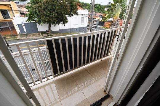 Quarto 1 - Suíte Sacada de casa à venda com 4 quartos, 250m² em Vila Industrial (campinas), Campinas