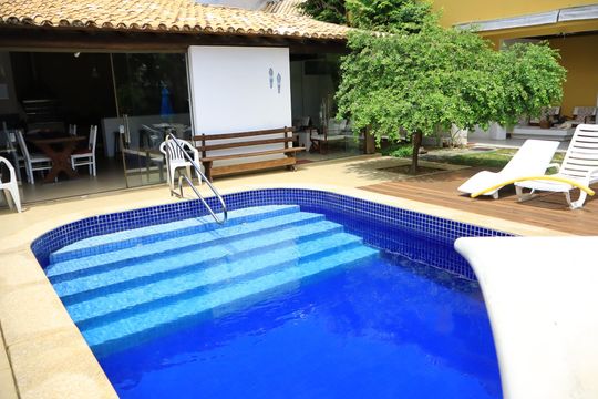 Área comum - Piscina de casa de condomínio para alugar com 5 quartos, 600m² em Itapuã, Salvador