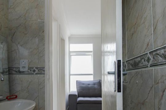 Banheiro de apartamento para alugar com 2 quartos, 50m² em Serra Verde, Belo Horizonte
