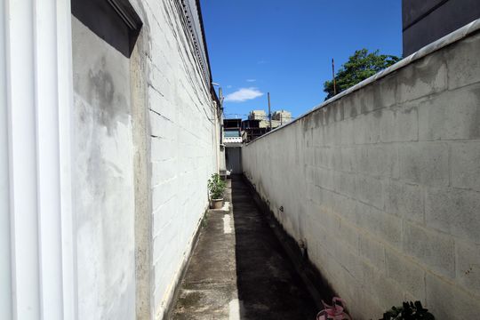 Corredor de Acesso de casa à venda com 2 quartos, 60m² em Colégio, Rio de Janeiro