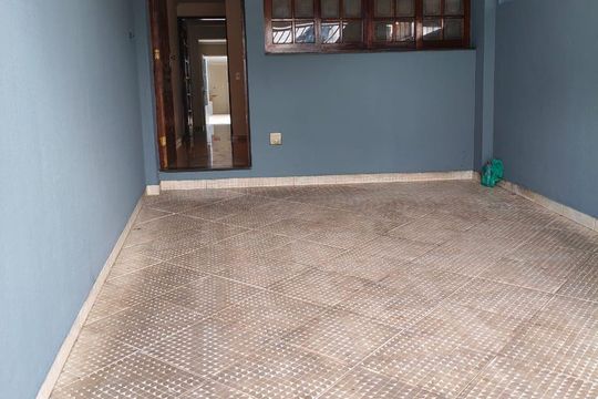Área externa de casa à venda com 2 quartos, 103m² em Vila Carmosina, São Paulo