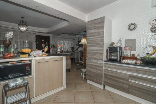Cozinha de casa à venda com 3 quartos, 226m² em Sarandi, Porto Alegre