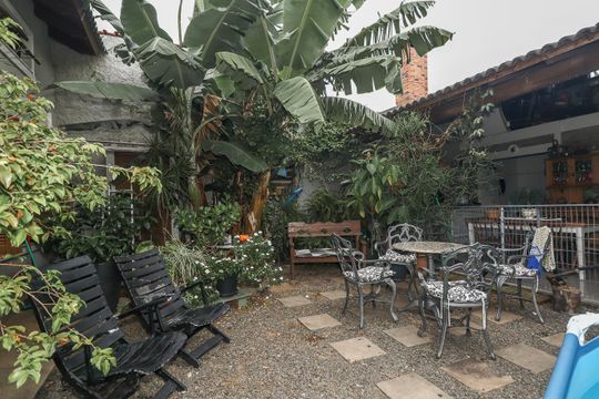 Fundos de casa à venda com 3 quartos, 226m² em Sarandi, Porto Alegre