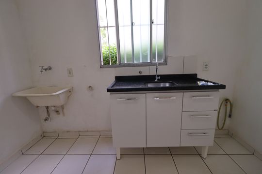 Cozinha de apartamento para alugar com 1 quarto, 37m² em Parque Ribeirão Preto, Ribeirão Preto