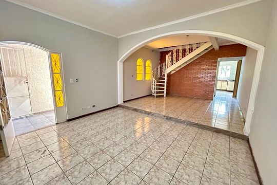 Sala de casa à venda com 3 quartos, 300m² em Jardim Vila Galvao, Guarulhos