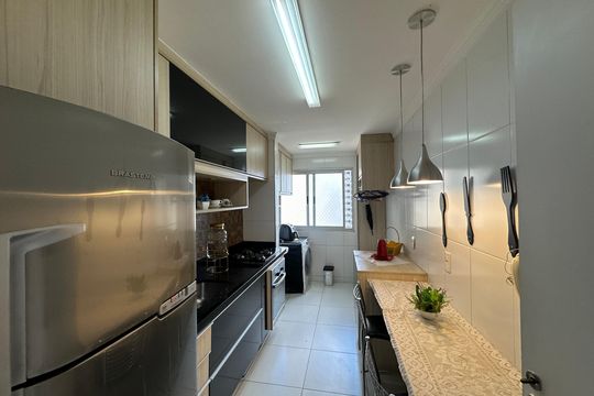 Cozinha de apartamento para alugar com 2 quartos, 62m² em Jardim Paraiso, Barueri