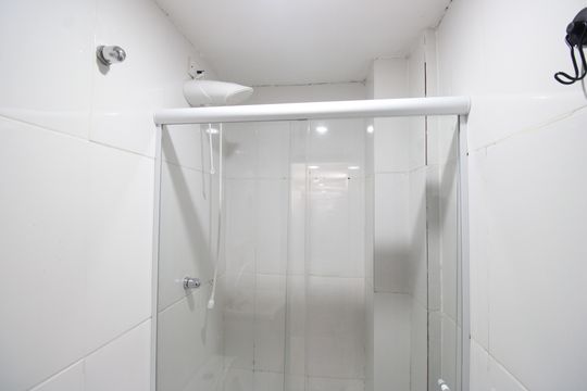 Banheiro de kitnet/studio à venda com 1 quarto, 28m² em Freguesia (jacarepaguá), Rio de Janeiro