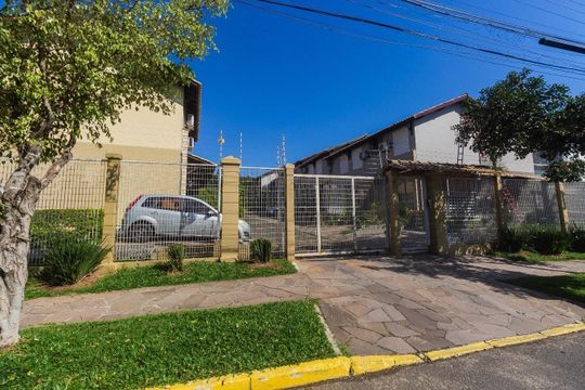 Garagem de casa de condomínio à venda com 2 quartos, 98m² em Morro Santana, Porto Alegre