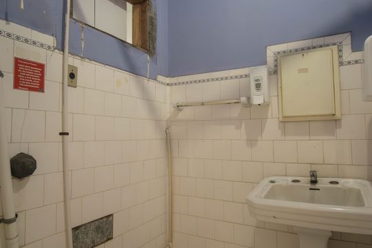 Banheiro de casa para alugar com 4 quartos, 180m² em Mutondo, São Gonçalo