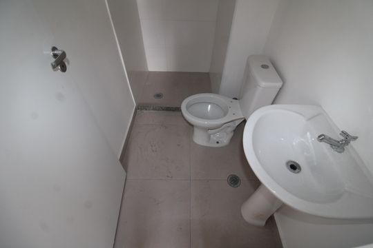 Banheiro de apartamento para alugar com 2 quartos, 53m² em Imirim, São Paulo