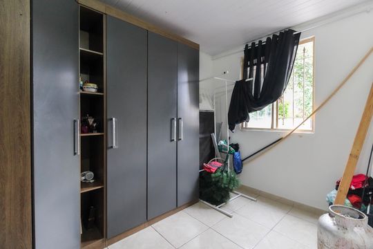 Quarto 2 de apartamento para alugar com 2 quartos, 49m² em Cidade Tiradentes, São Paulo